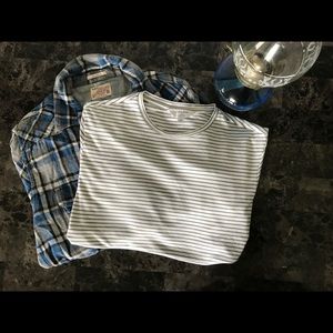 Men’s Medium Striped Calvin Klein T-Shirt
